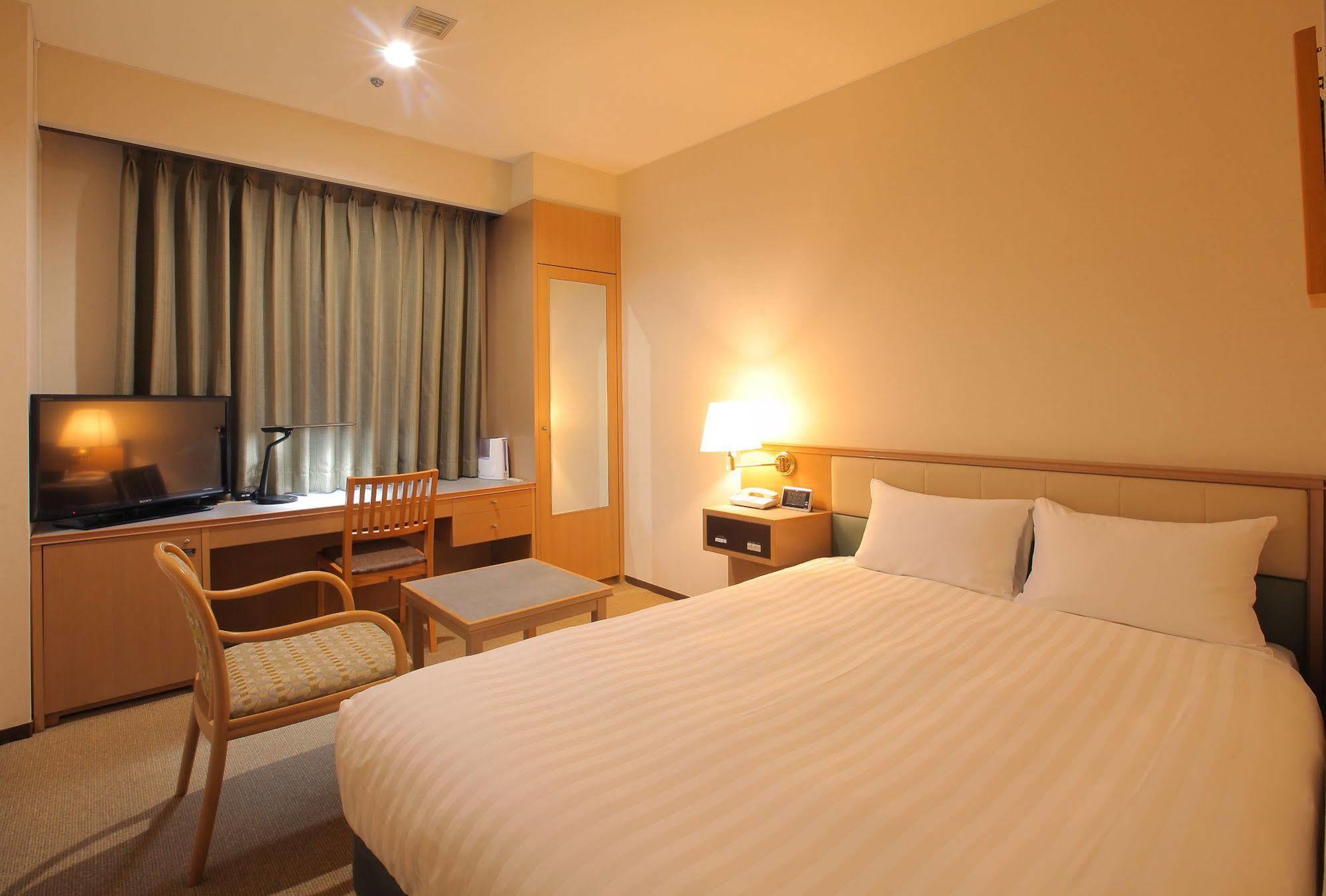 Odakyu Station Hotel Hon-Atsugi Exterior foto