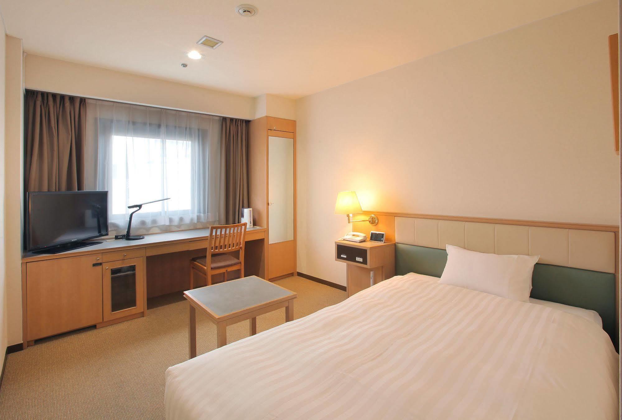 Odakyu Station Hotel Hon-Atsugi Exterior foto